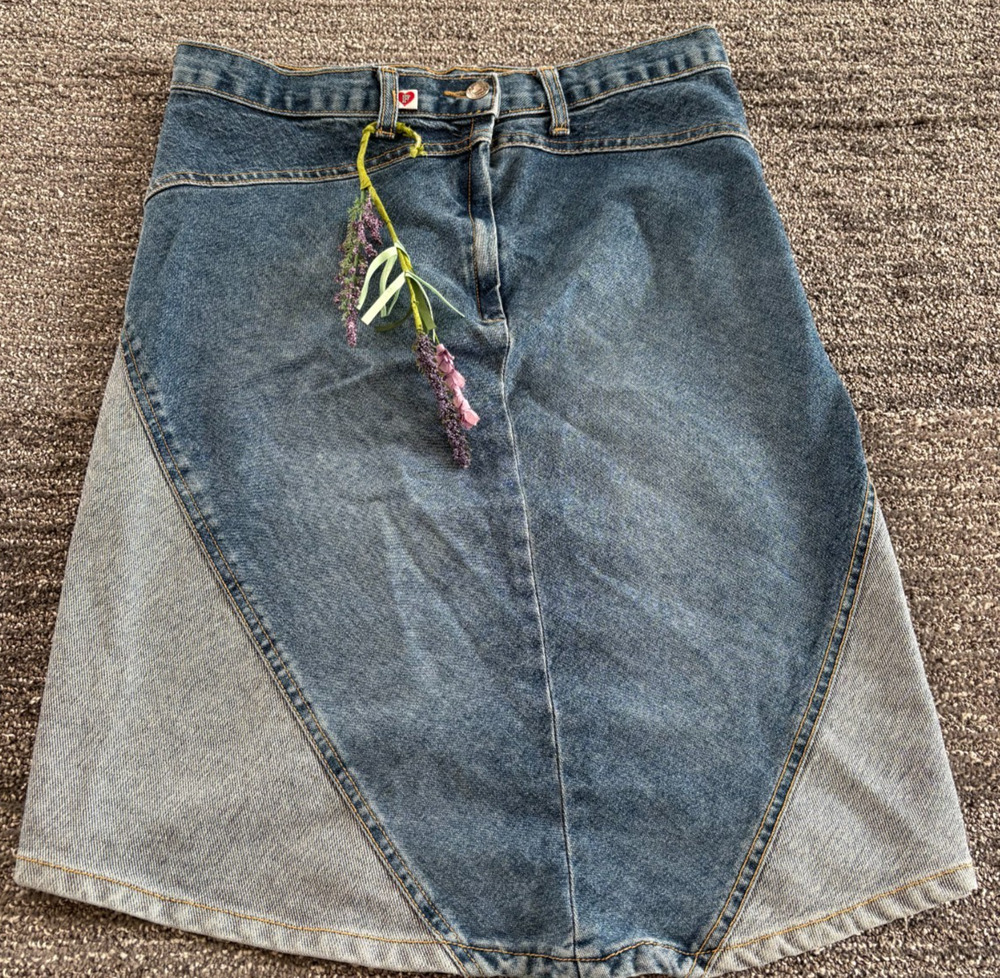 VTG Fragile Denim Jean skirt FRAGILE Jean skirt Two Tone Size 9